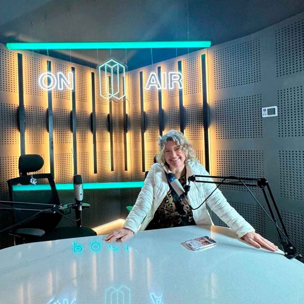 Ro Babikow ON AIR Comunicar compartiéndome